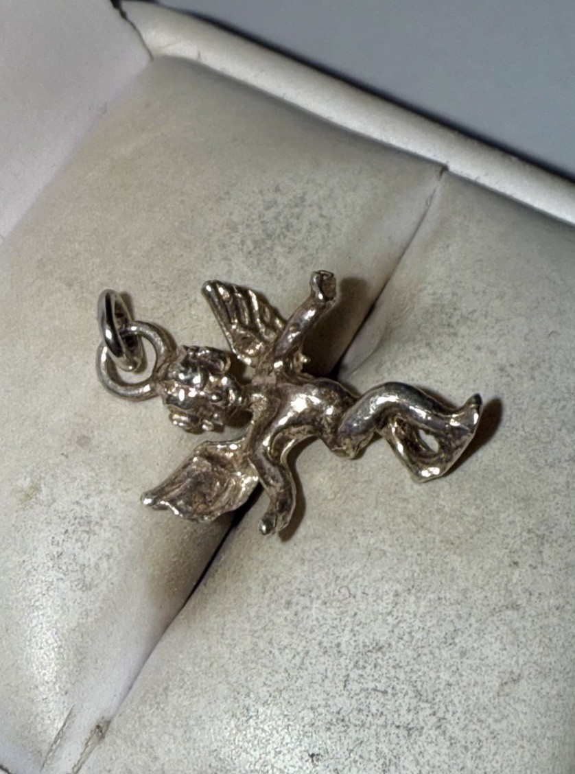 ESTATE Solid Sterling Silver Miniature Winged Ang… - image 3