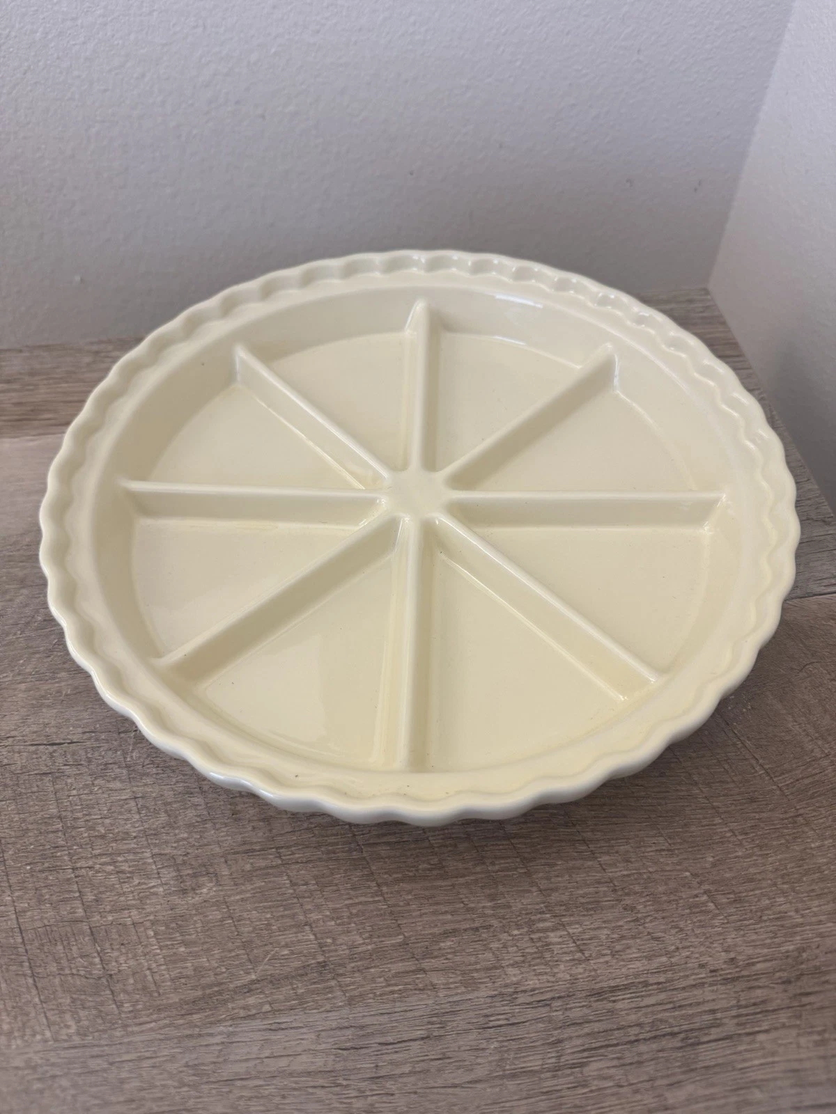 Chantal Divided Pie Dish Plate Yellow Ceramic Baker Scone Baking Pan Ruffled