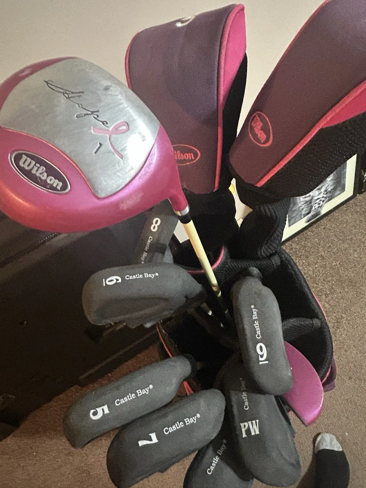 Palos de golf Wilson para diestros Foto 2 de 4