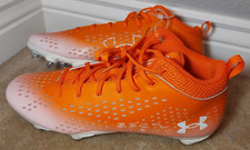 UNDER ARMOUR SPOTLIGHT FOOTBALL CLEATS W/ DETACHABLE SPIKES, 3026775-107, ORANGE