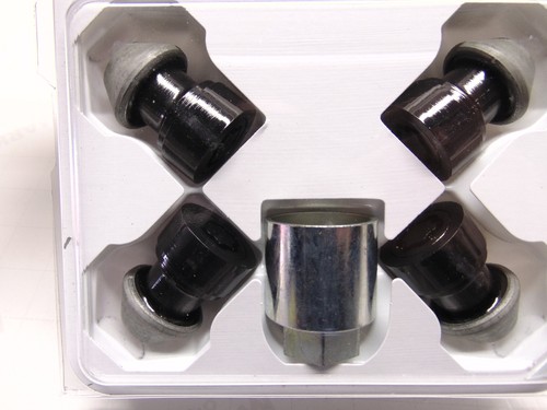 New Genuine Range Rover Land Rover Gloss Black Locking Wheel Nuts Velar Evoque - Picture 5 of 7