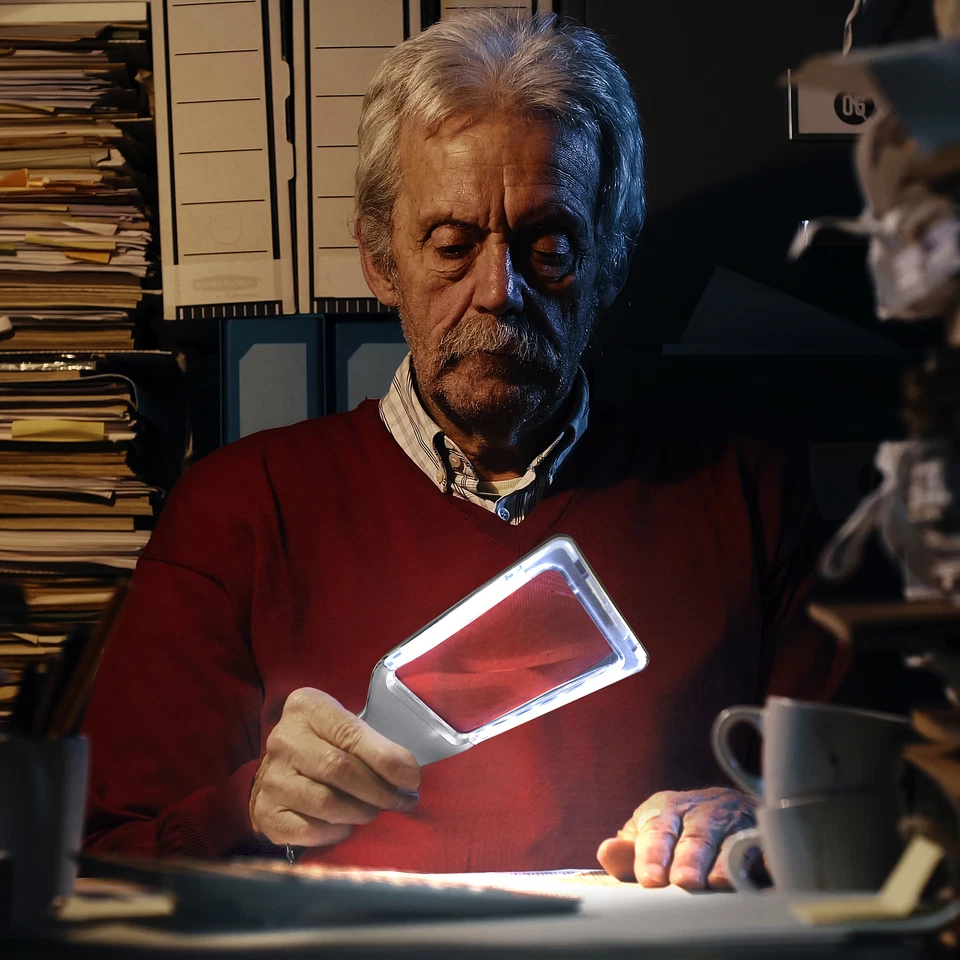 6X Lupa recargable 3 modos de luz de colores para lectura y baja visión Foto 3 de 4