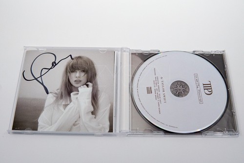 ⭐ Taylor Swift - The Tortured Poets Department Signed/Autographed CD ⭐