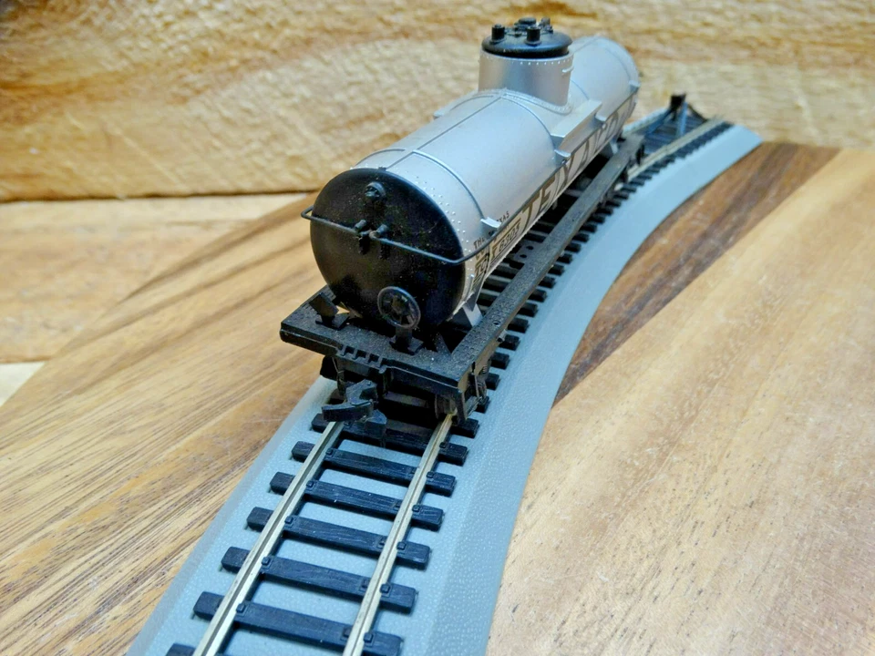 Coche cisterna Varney escala HO 40' Texaco TEX 6305 cúpula única Foto 3 de 4