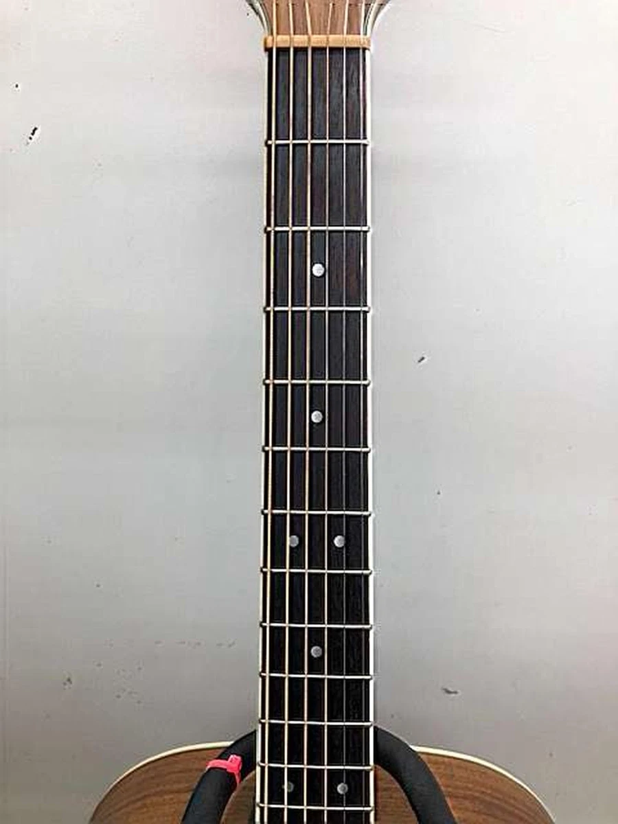 Guitarra acústica Morris MG-702S CS Cherry Sunburst con estuche usada muy buena