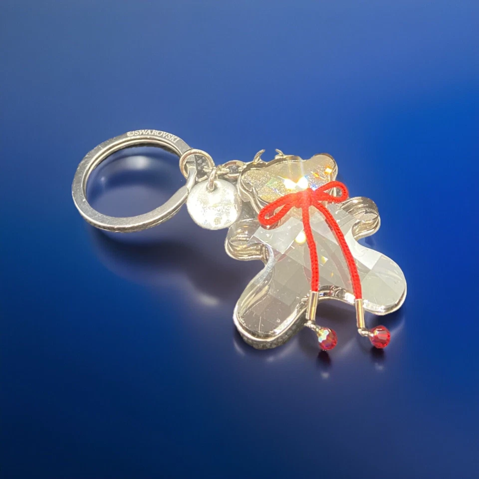 Chaveiro Swarovski Cristais Prata Hug Me Urso de Pelúcia em Bolsa de Veludo - Imagem 4 de 4