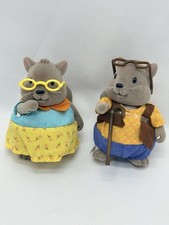 Li  l Woodzeez Bustleberry Squirrel Grandparents Lot of 2 Figures Glasses Cane