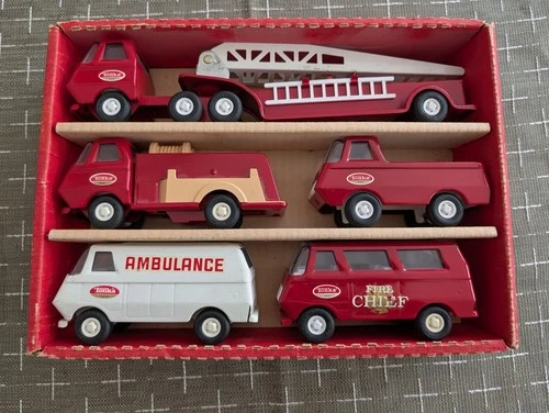 Vintage 1970's Tonka No. 830 Tiny-Tonka Fire Department Set Excellent Condition