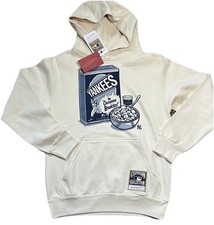 Mitchell  Ness Men  s NY Yankees MLB The Champions Breakfast Hoodie- MEDIUM