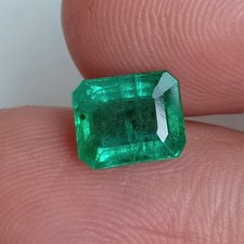 1.66 Carat Natural Zambia Emerald Cut 7.5x6.6 MM Loose Gemstone For Jewelry