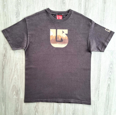 Vintage BURTON Snowboards Shirt L Analog Nitro Big Air Oakley 686 Hammer Salomon