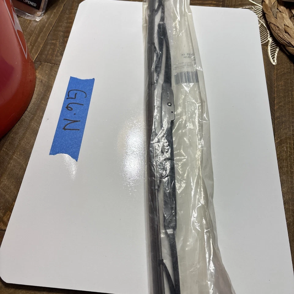 Limpiaparabrisas original Ford 6E5Z17528AA compatible con Fusion Milan MKZ 2006-2012 Foto 3 de 3