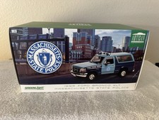 Greenlight Artisan 1:18 1996 Ford Bronco XLT Massachusetts State Police Car NIB