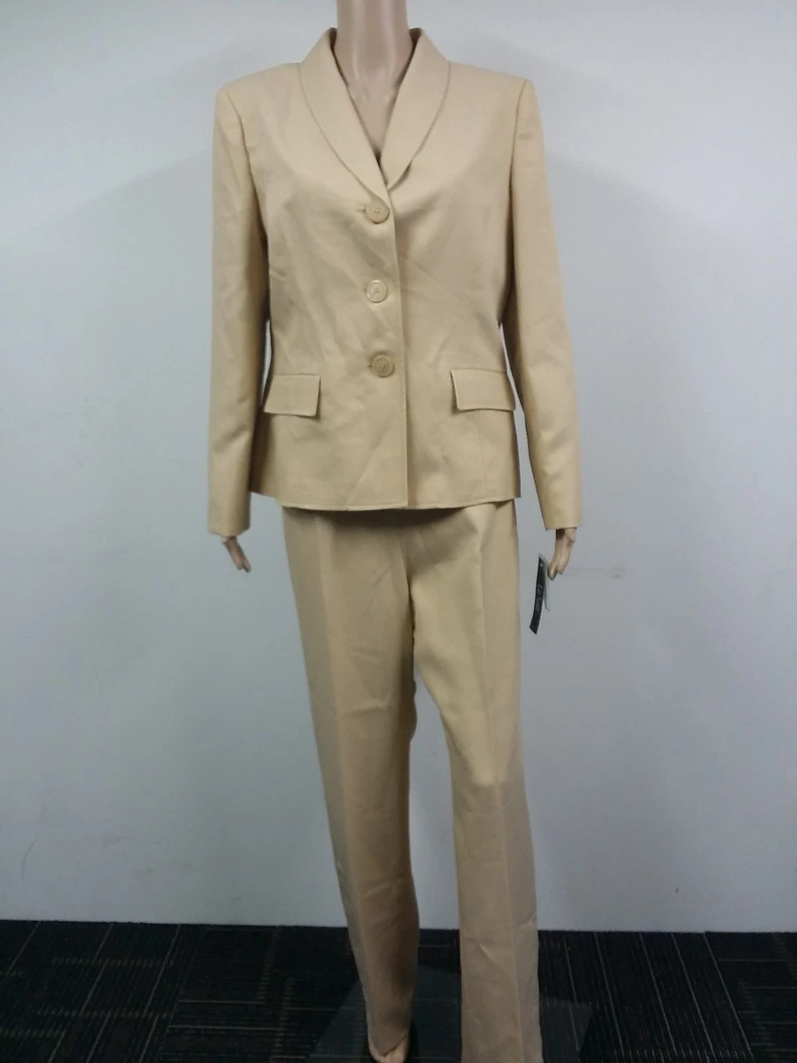 Le suit plus size suits sale