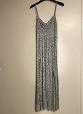 American Eagles Outfitters Beautiful Baby Blue Floral Dress Size M