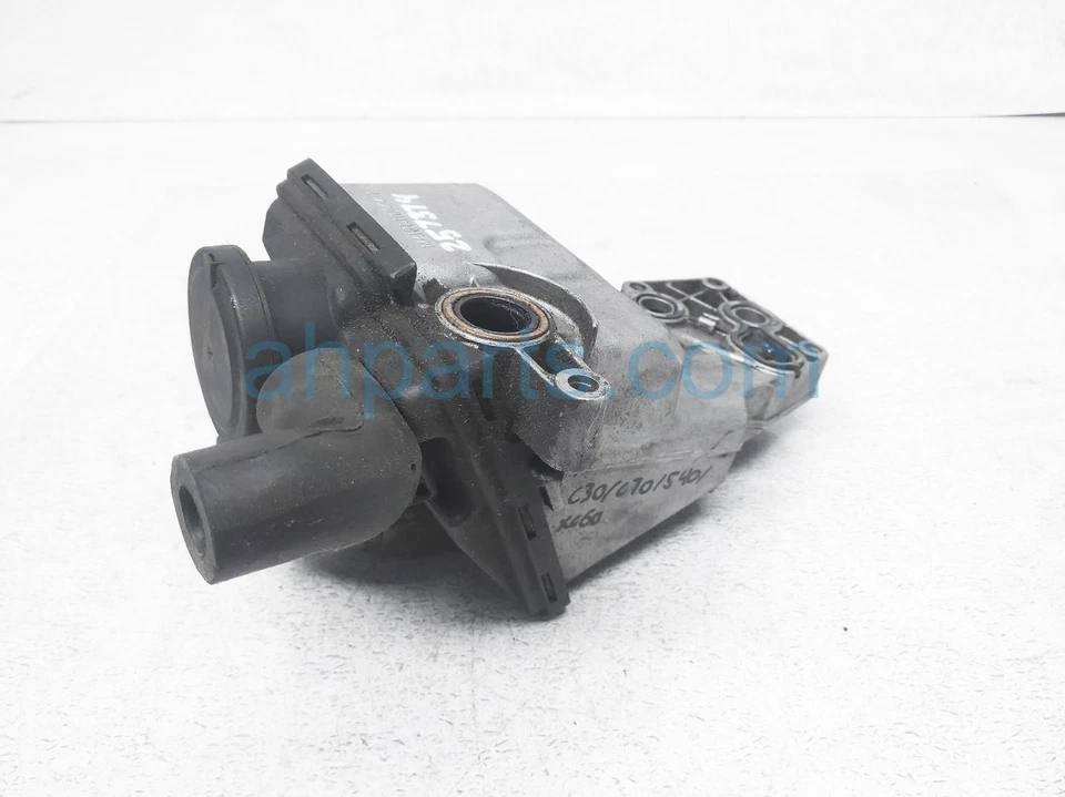Carcasa de filtro de aceite de motor Volvo C30 2008-2013 2,5 L 31338684 Foto 2 de 4