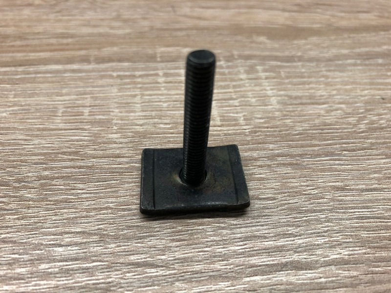 THULE 697003 Boxadapter Nutstein 20x27mm U-Bügel 45mm Montage Dachbox T