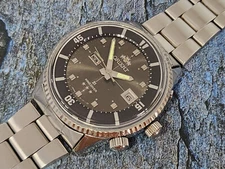 RARE Vintage Orient King Diver KD Black Dial 2 Windows Automatic 664.