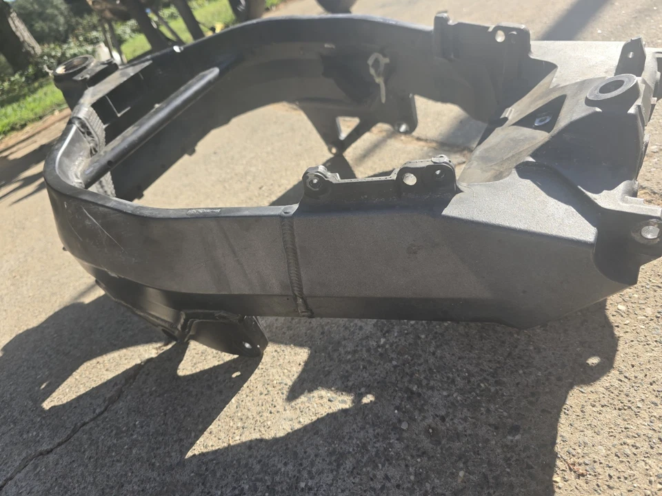 Honda Cbr954rr 2002 cuadro chasis sin TTL LEER PISTA TRUCO solamente Foto 3 de 4