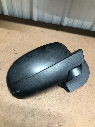 DAMAGED 07 08 Suburban Tahoe Yukon Passenger Side Signal Door Mirror 25776084