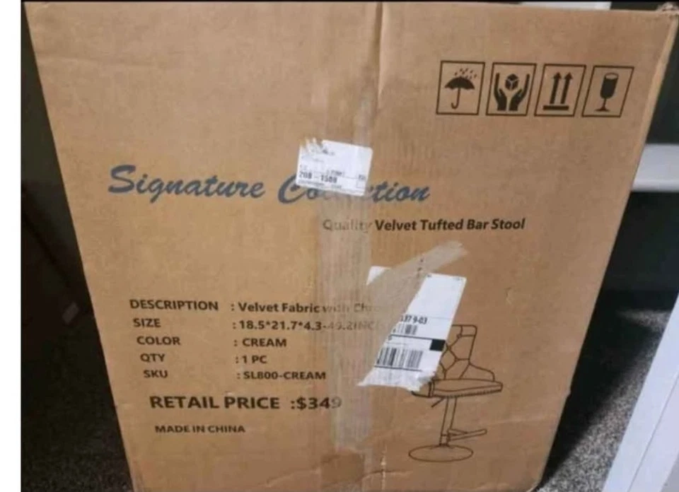 Brand new Signature Collection cream tufted adjustable bar stool - Image 3 of 3