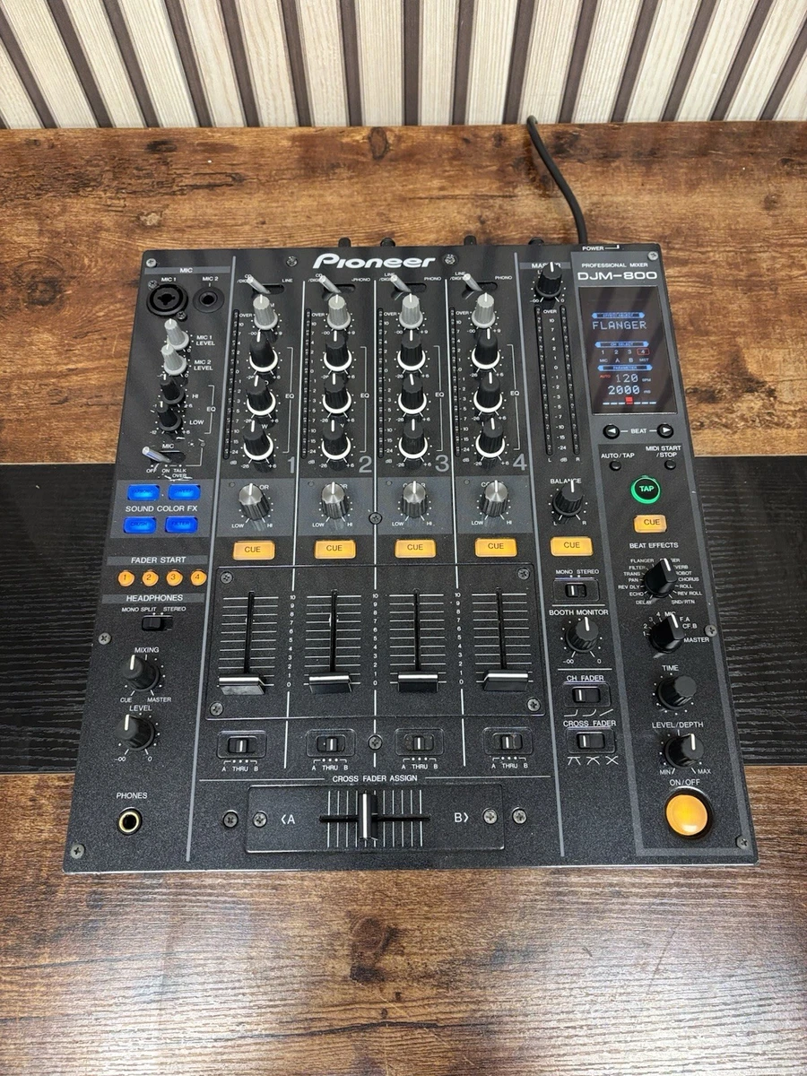 Pioneer DJ mixer DJM-800 パイオニア DJミキサー レビュー】DJミキサーは「Pioneer DJM800」を選ぶだけでミックスの達人