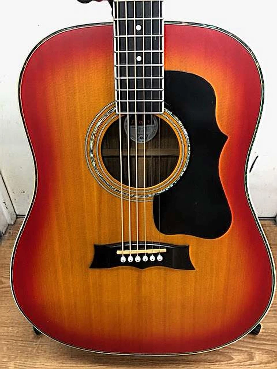 Guitarra acústica Morris MG-702S CS Cherry Sunburst con estuche usada muy buena
