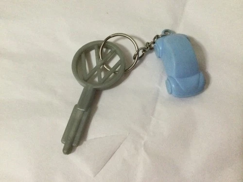 vintage barbie VW volkswagen beetle bug car replacement trunk & key chain