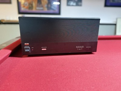 ADCOM GFA 585 Limited Edition /3000 AMPLIFIER, POWERS ON.  *UNTESTED*