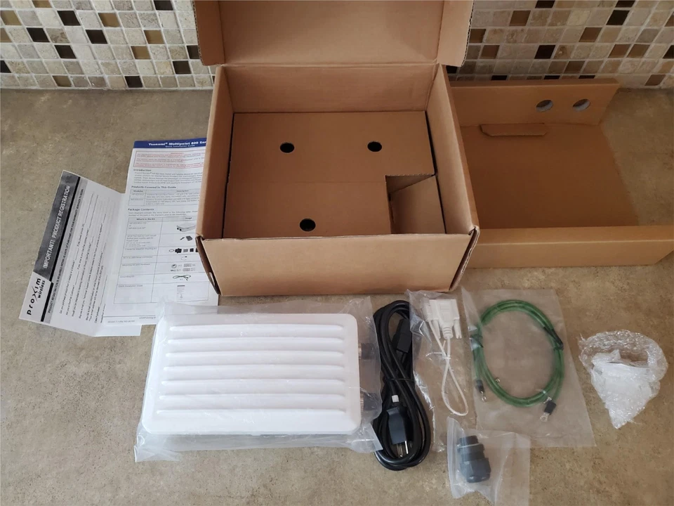 PROXIM WIRELESS TSUNAMI MP-820-SUA-100-US UNIDADE DE ASSINANTE 100MBPS PARCIAL UE2-0 - Imagem 3 de 4