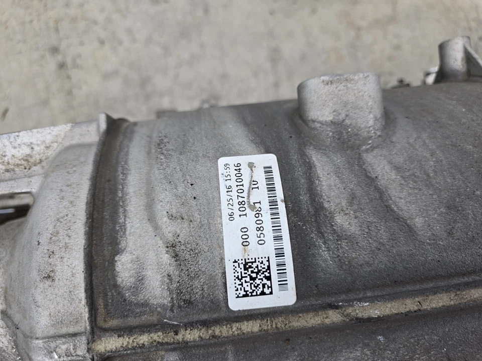 TRANSMISIÓN AUTOMÁTICA DODGE CHALLENGER SRT 6,4 L LITROS 15-17 OEM 8 HP70 8 VELOCIDADES Foto 4 de 4