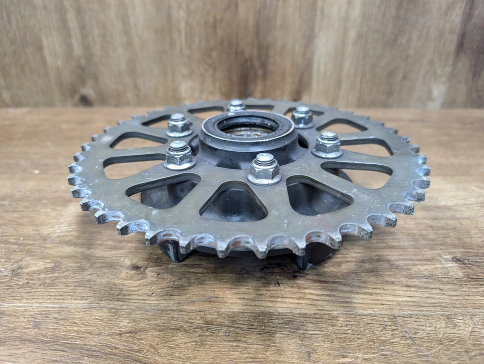 Kawasaki Ninja ZX6R ZX636 2005-2006 rueda trasera piñón buje tracción a presión Foto 2 de 4