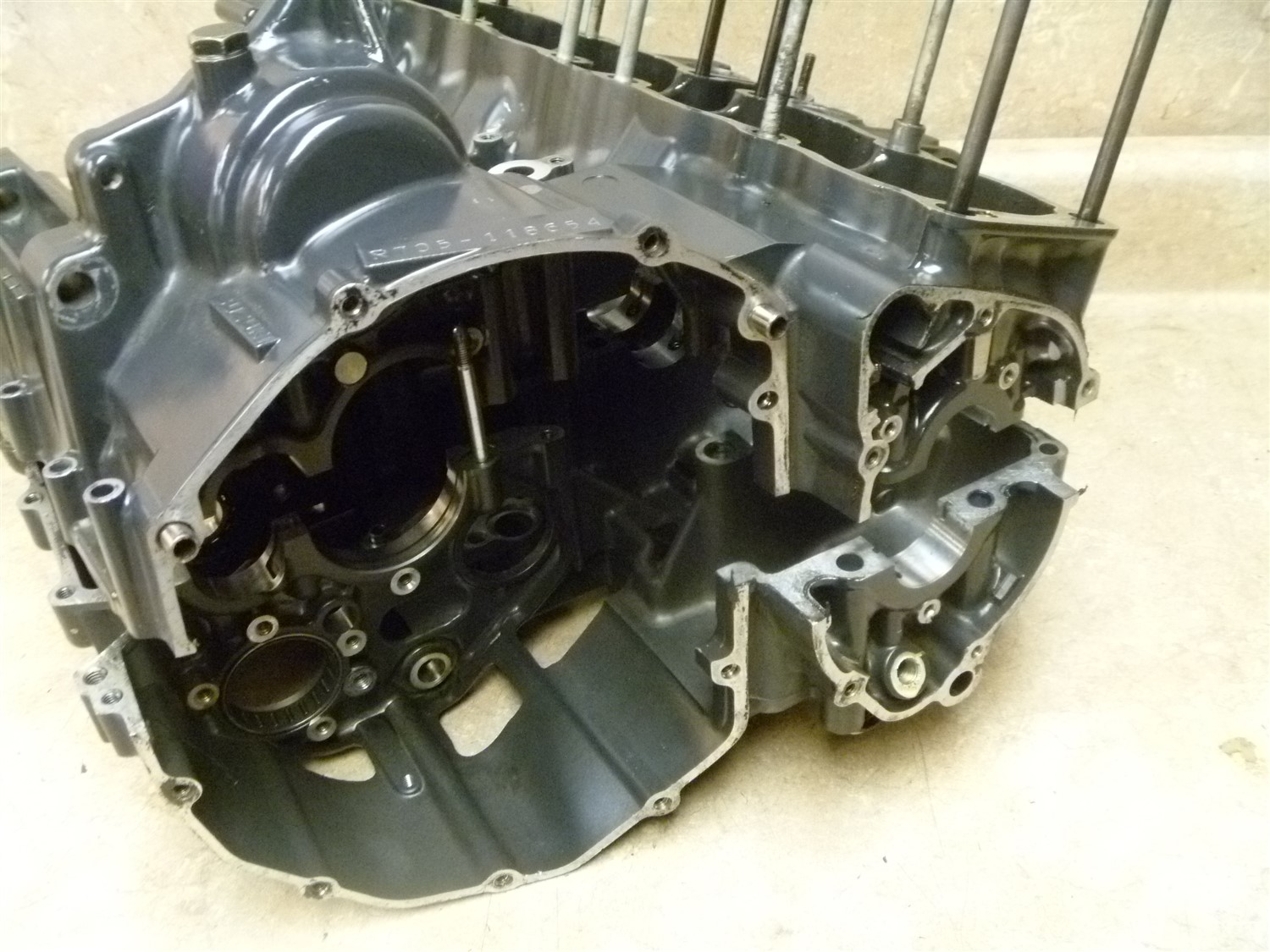 Suzuki 750 GSXR GSXR750 GSXR 750 Used Engine Case Cases Set 1986 SB42