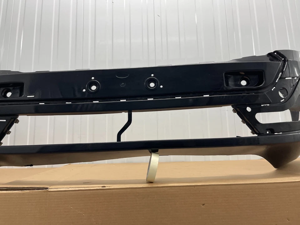 FORD TRANSIT CUSTOM SPORT LINE PARA-CHOQUE DIANTEIRO PRETO BRILHANTE 2012 - 2018 / 822592985 - Imagem 4 de 4