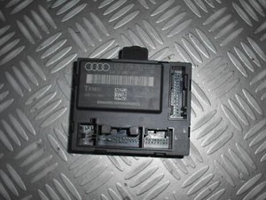Steuergerät TÜR VR 4F0959792F Audi A6 Avant 3.0 TDI DPF quattro 4F