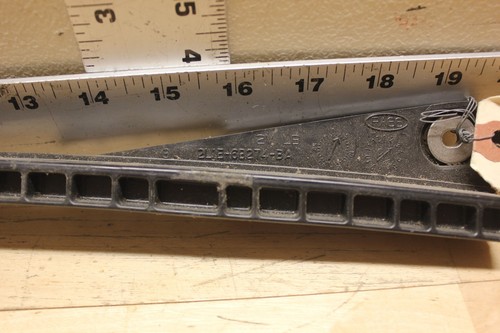 NOS Ford 6.8, 5.4, 4.6 Engine Timing Chain Guide 2L1Z-6K297-AA 1997-2017 OEM - Picture 4 of 5