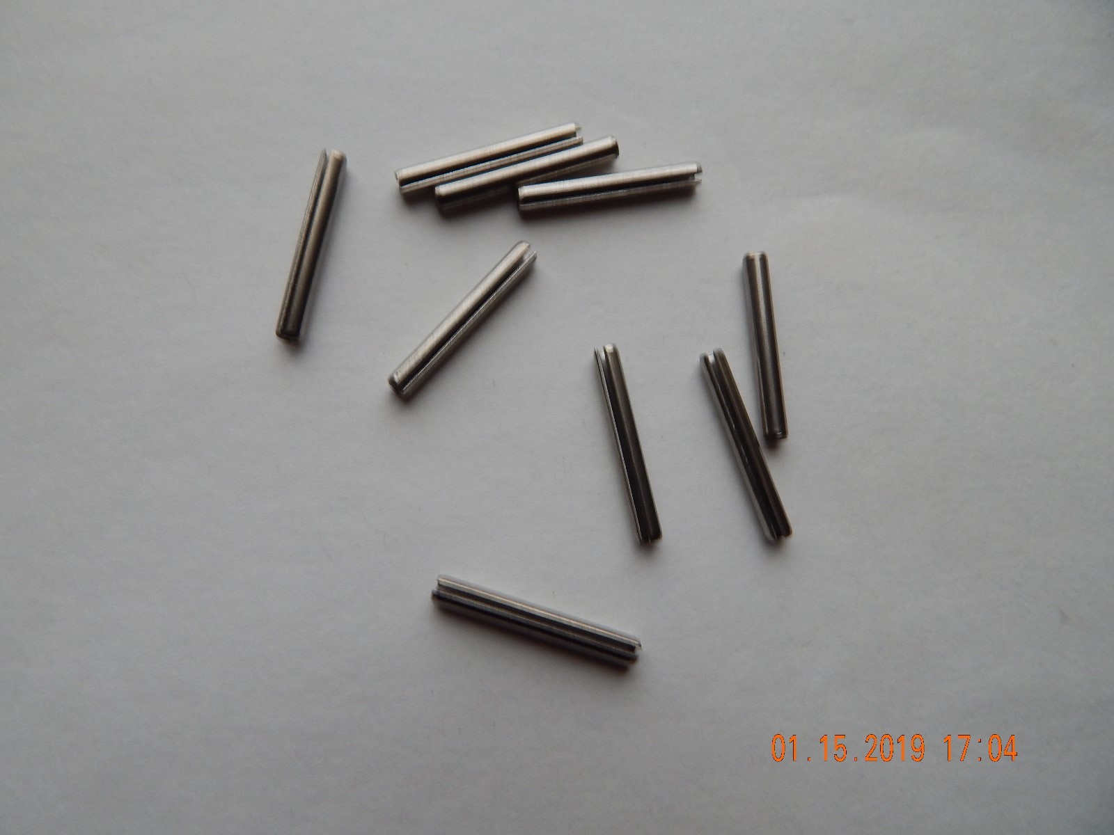 STAINLESS STEEL ROLL PINS 1/8 x 1" . 18-8. 12 PCS. NEW