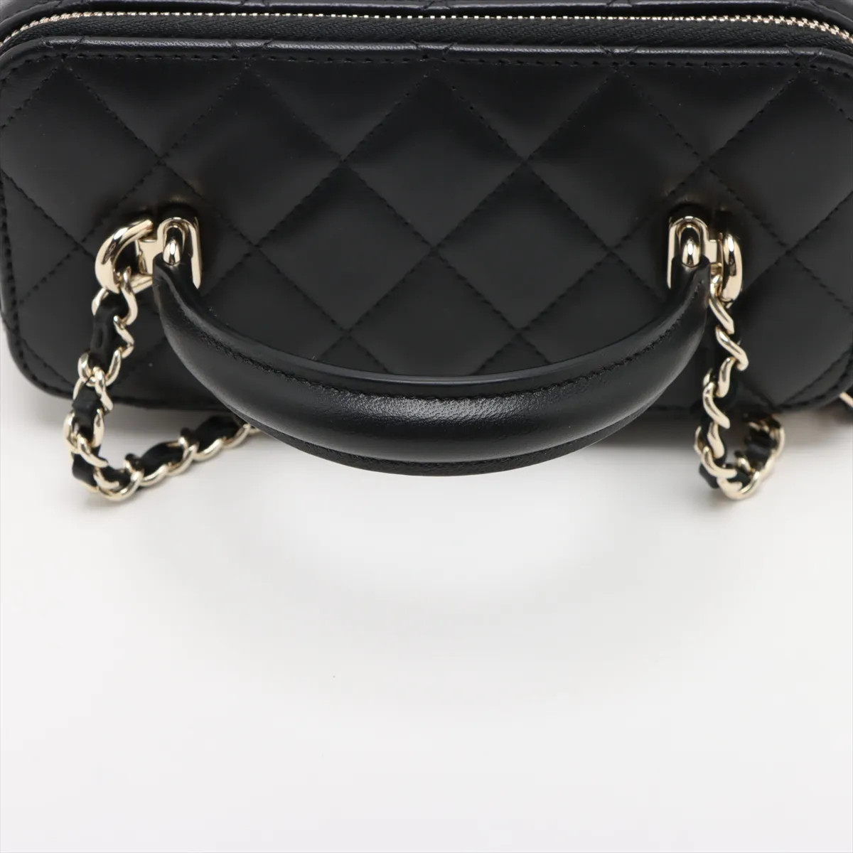 Chanel Matelasse Lambskin 2 Way Handbag Vanity Black Gold Metal Fittings random  thumbnail 5