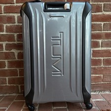 TUMI Vapor Large 30  Hard Shell Luggage Spinn...