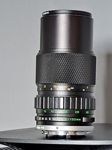 Olympus Zuiko 75-150mm f/4 MC Zoom Lens