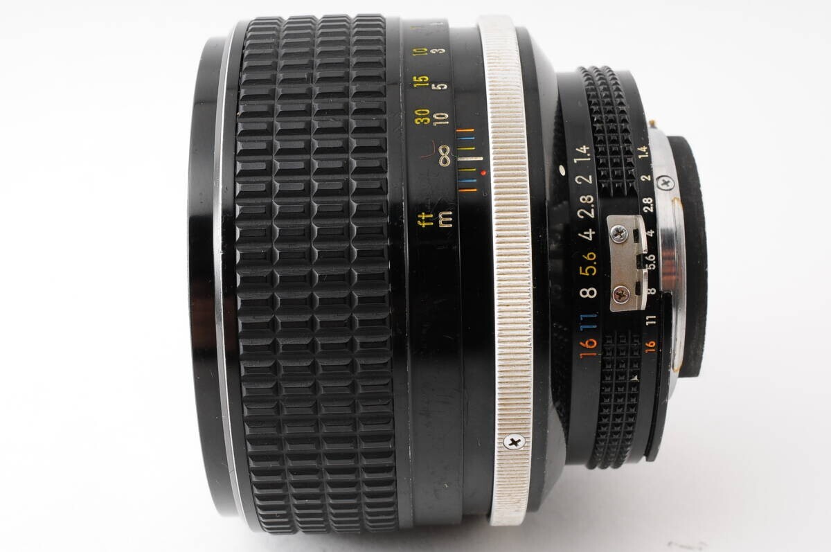SIC [N MINT] Nikon Ai-s ais Nikkor 85mm f1.4 MF Portrait Lens From