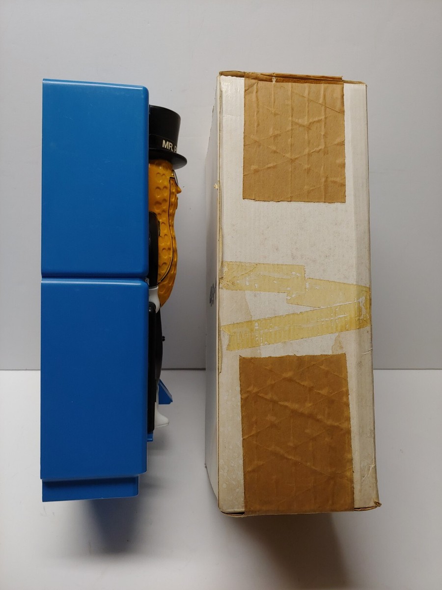Mr Peanut Dispensor Coin Op Machine Vintage 1978 NOS Planters