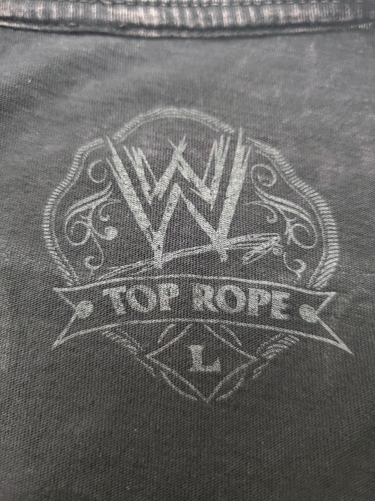 Sheamus Top Rope Shirt L EUC Authentic WWE Men's Premiere Large Tee BO Black image 6