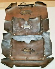 Ancien porte lettre courrier document papier mural en cuir 