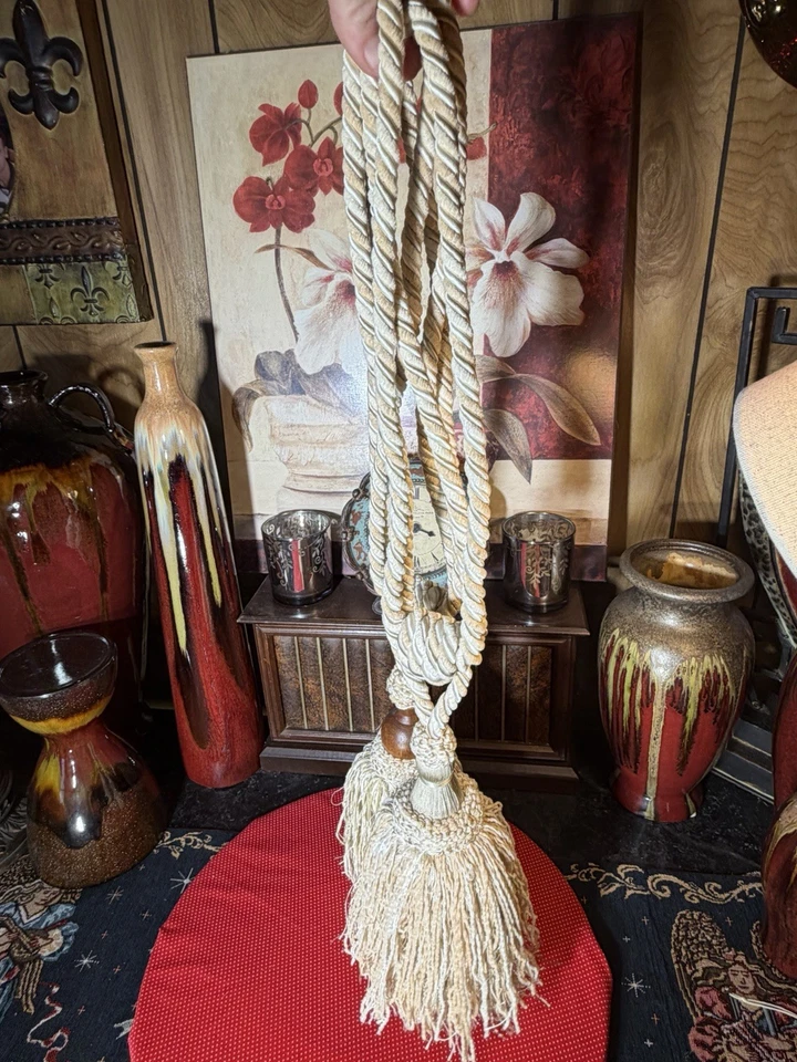 Cortinas con borla estilo vintage de 23 pulgadas, hilo crema/beige/dorado (par) Foto 3 de 4