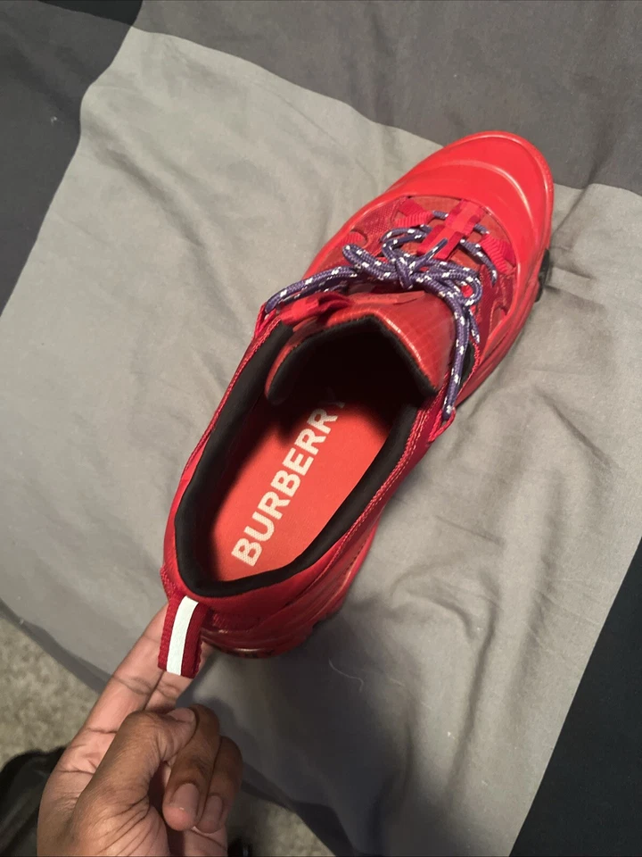 Zapatillas bajas Burberry Foto 2 de 4