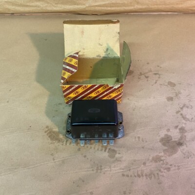 Original NOS Harting Voltage Regulator LU136580 37542 12V 2
