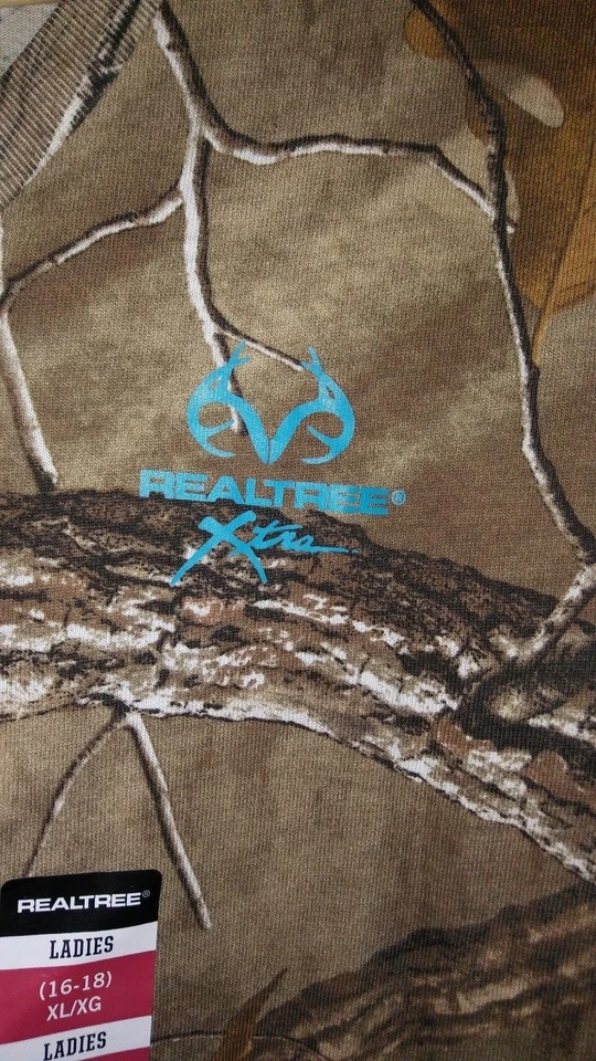 RealTree AP Ladies XL 16-18 Camouflage T-Shirt V-Neck Blue Logo NWT - Image 2 of 3