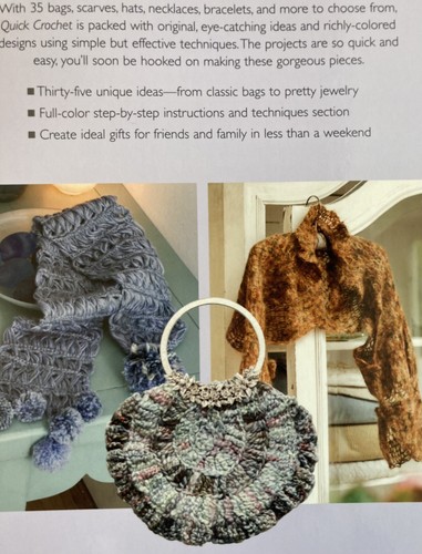 Quick Crochet Pattern Book Feminine Fashion Yarn Projects Bags Scarves Hats - Picture 2 of 2