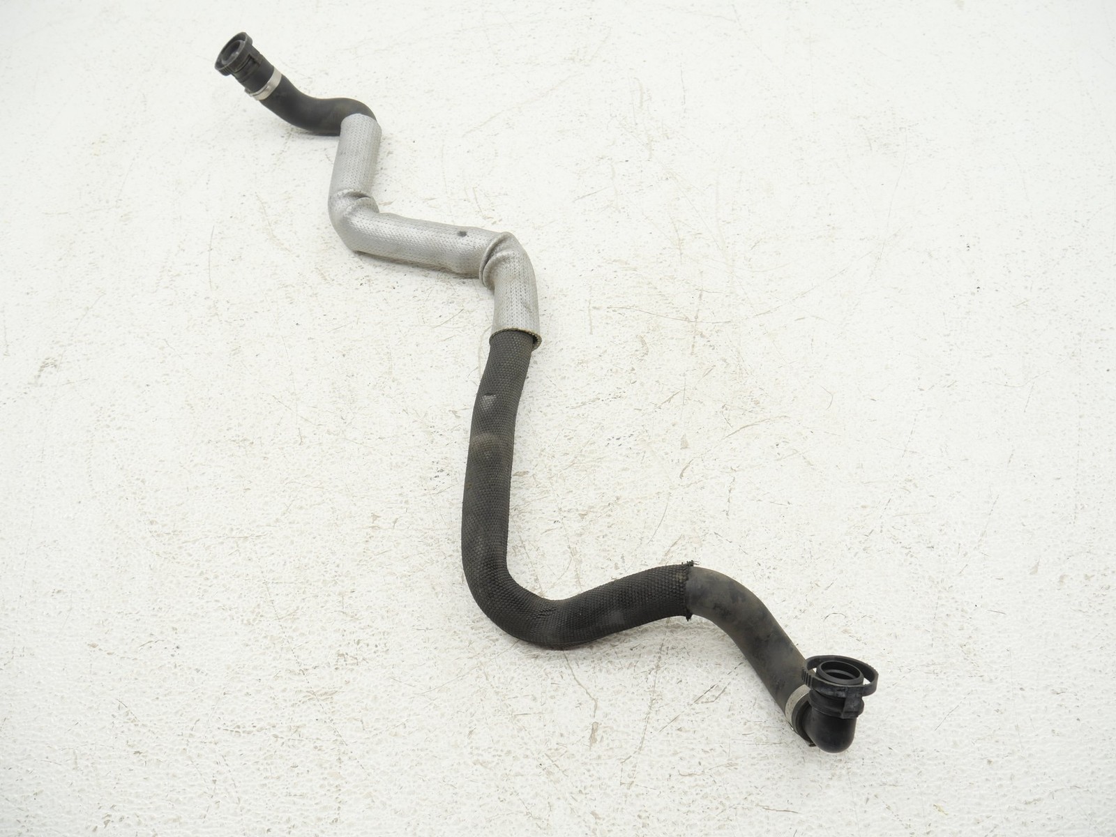 Audi R8 Spyder 2017-2023 Left Hose pipe P/N 4S0131605B